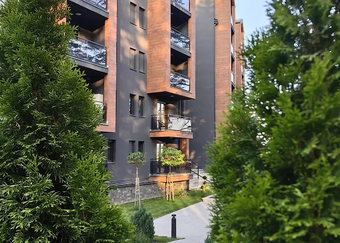 L&a Palisad Sa Garazom 즐라티보